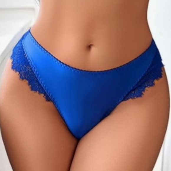 Plus size panty set - Picture 3 of 5